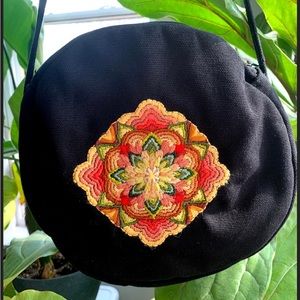 BAGGU Black Canvas Purse - Hand embroidery with original design - NWT